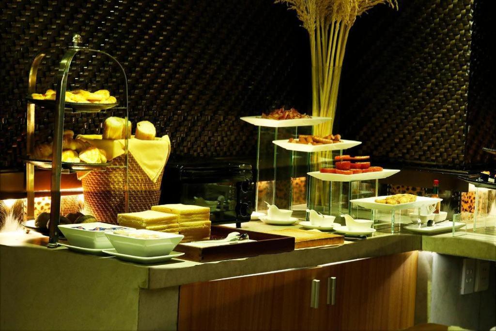 The White Hotel 8A Thai Van Lung Bandar Ho Chi Minh Luaran gambar