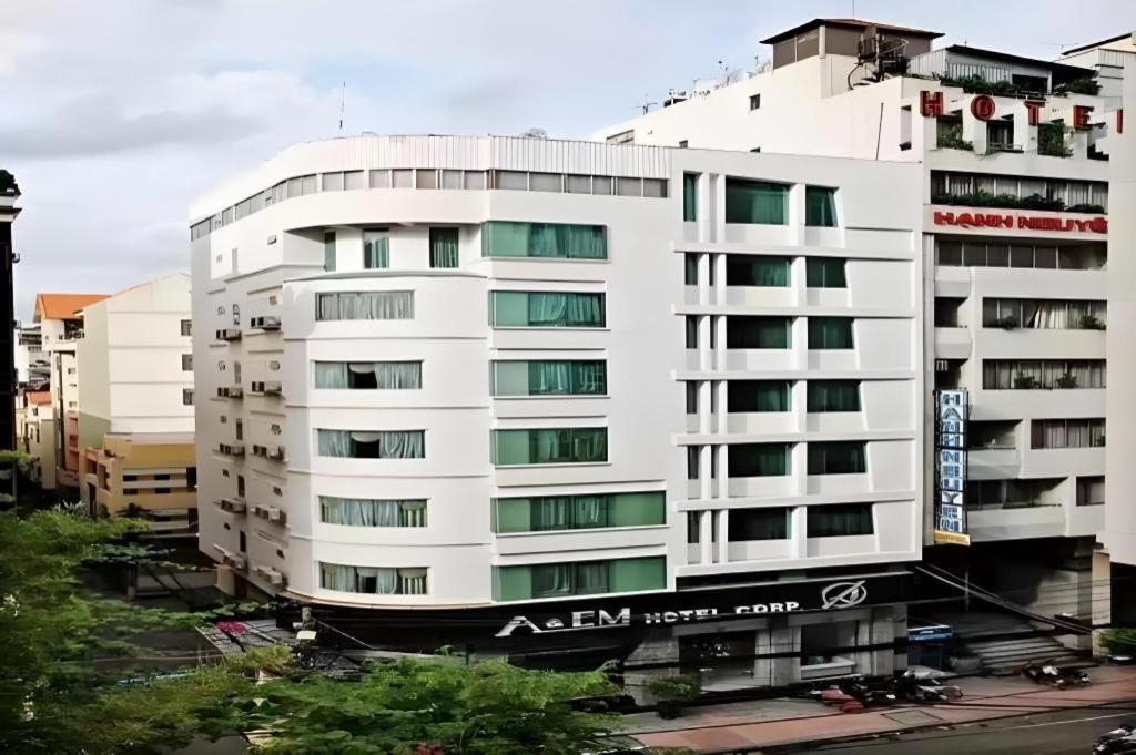The White Hotel 8A Thai Van Lung Bandar Ho Chi Minh Luaran gambar