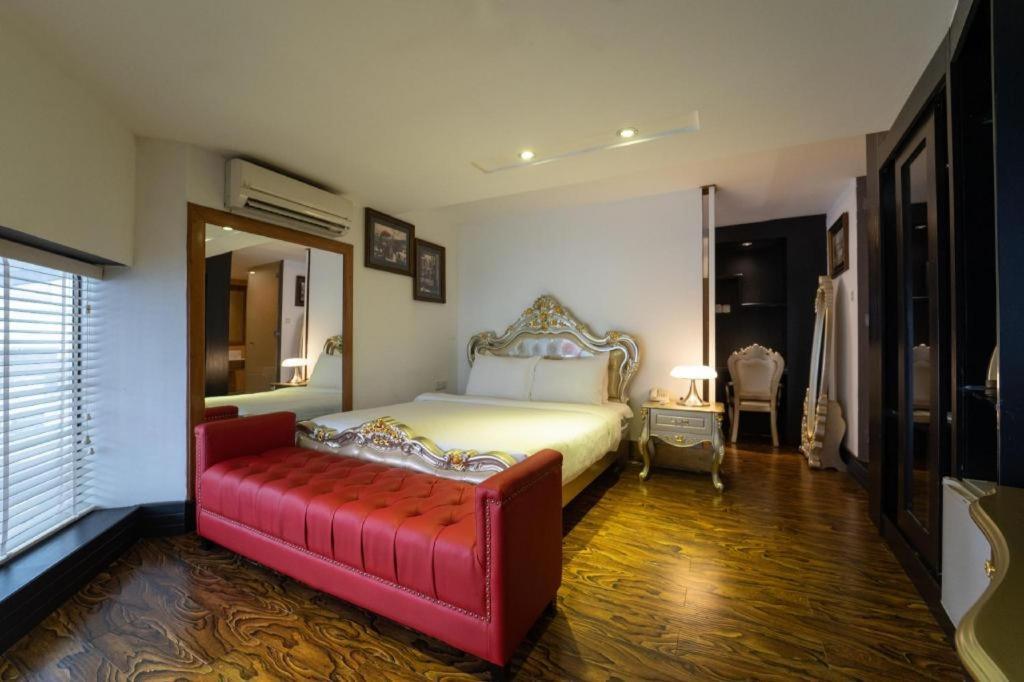 The White Hotel 8A Thai Van Lung Bandar Ho Chi Minh Luaran gambar