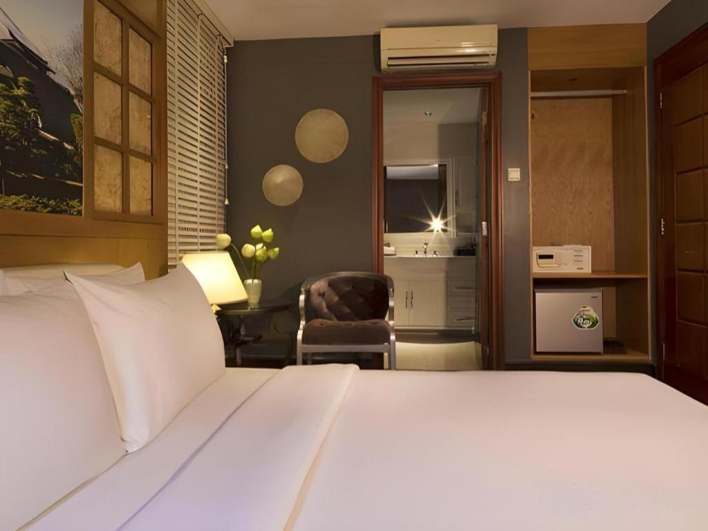 The White Hotel 8A Thai Van Lung Bandar Ho Chi Minh Luaran gambar