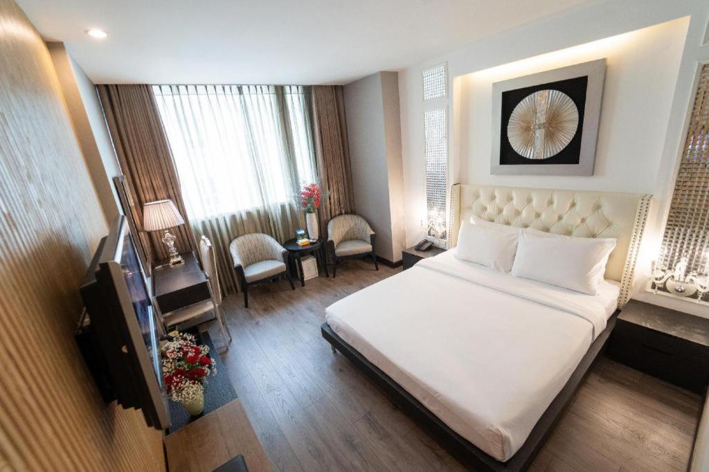 The White Hotel 8A Thai Van Lung Bandar Ho Chi Minh Luaran gambar