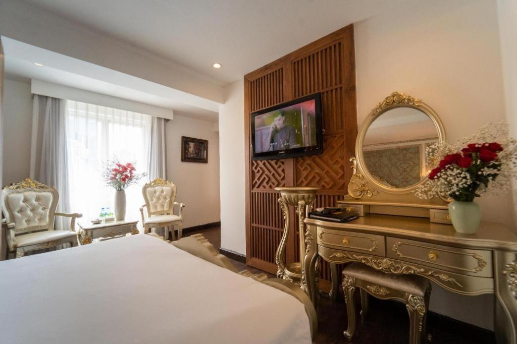 The White Hotel 8A Thai Van Lung Bandar Ho Chi Minh Luaran gambar