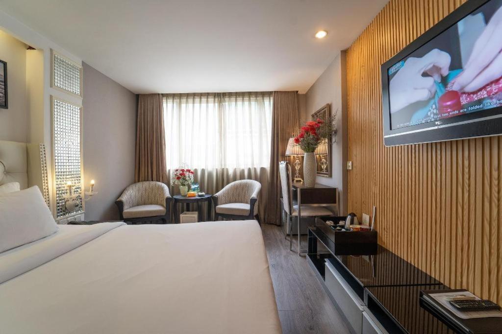 The White Hotel 8A Thai Van Lung Bandar Ho Chi Minh Luaran gambar