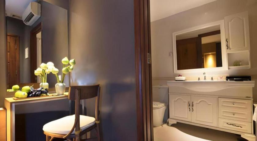 The White Hotel 8A Thai Van Lung Bandar Ho Chi Minh Luaran gambar